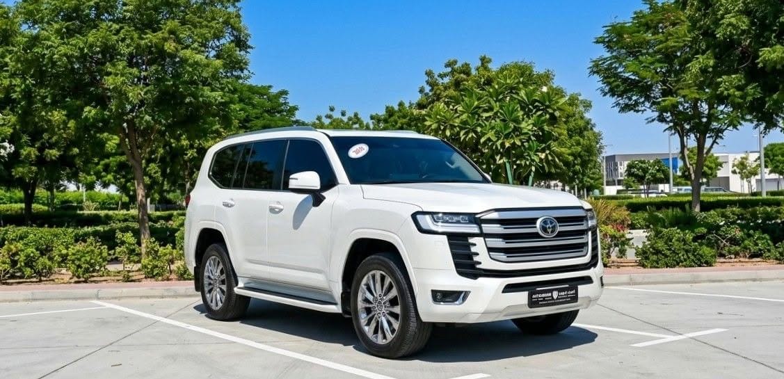 2025 Toyota Land Cruiser GXR 3.5L V6 Twin Turbo Luxury 4WD