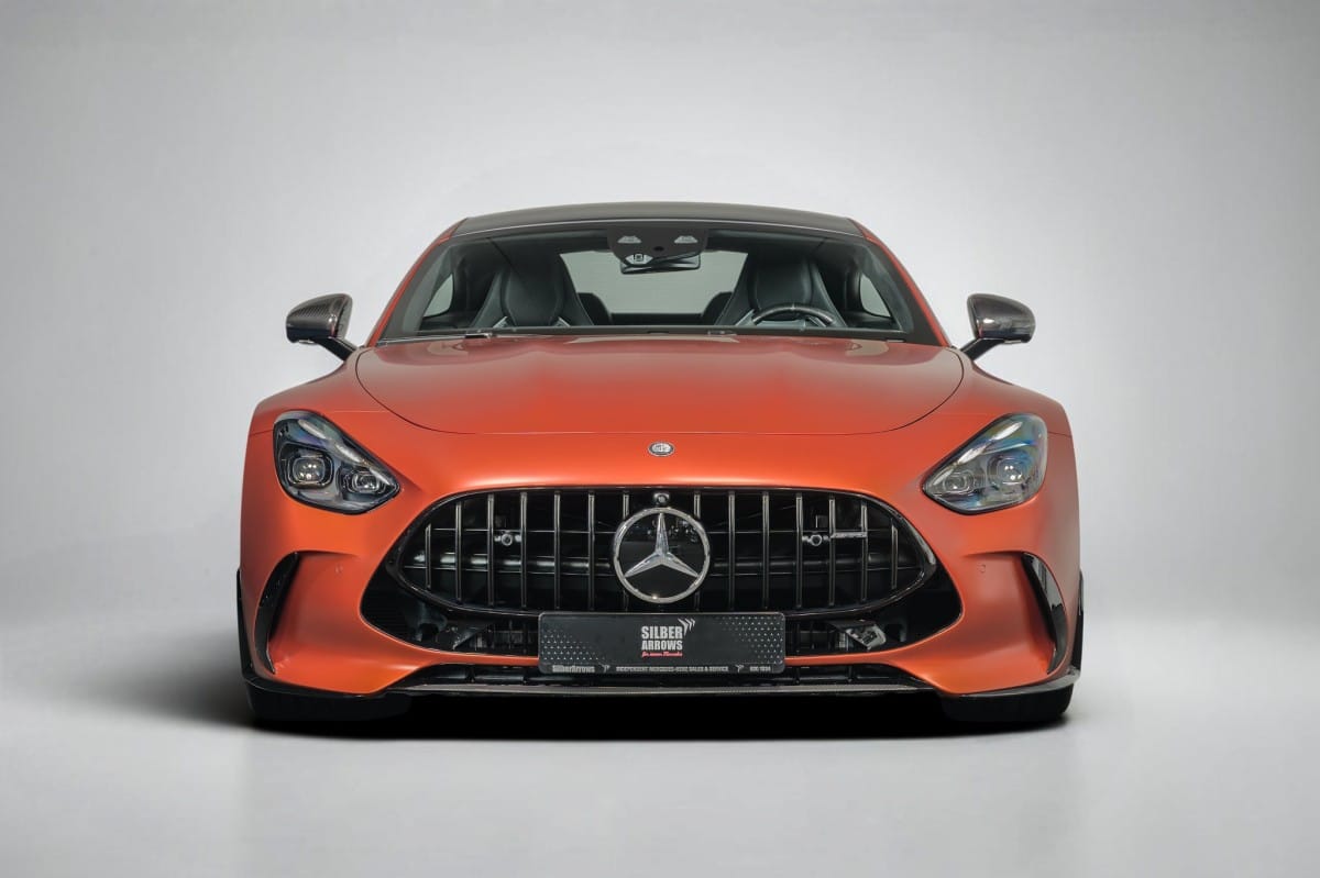 2025 Mercedes-Benz AMG GT photo 2