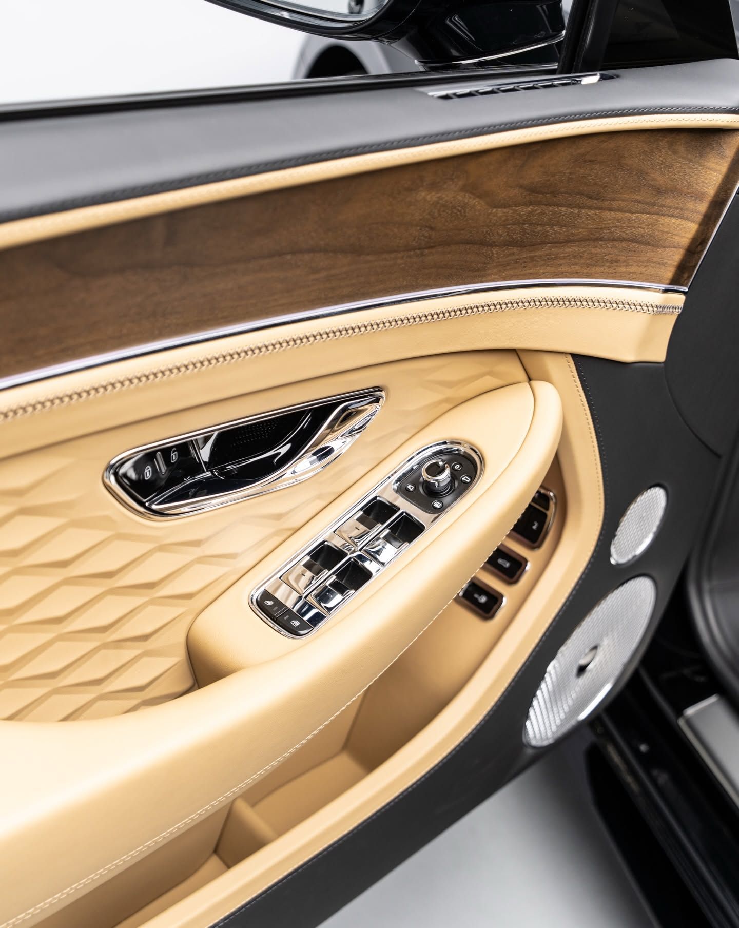 2025 Bentley Continental GT photo 5