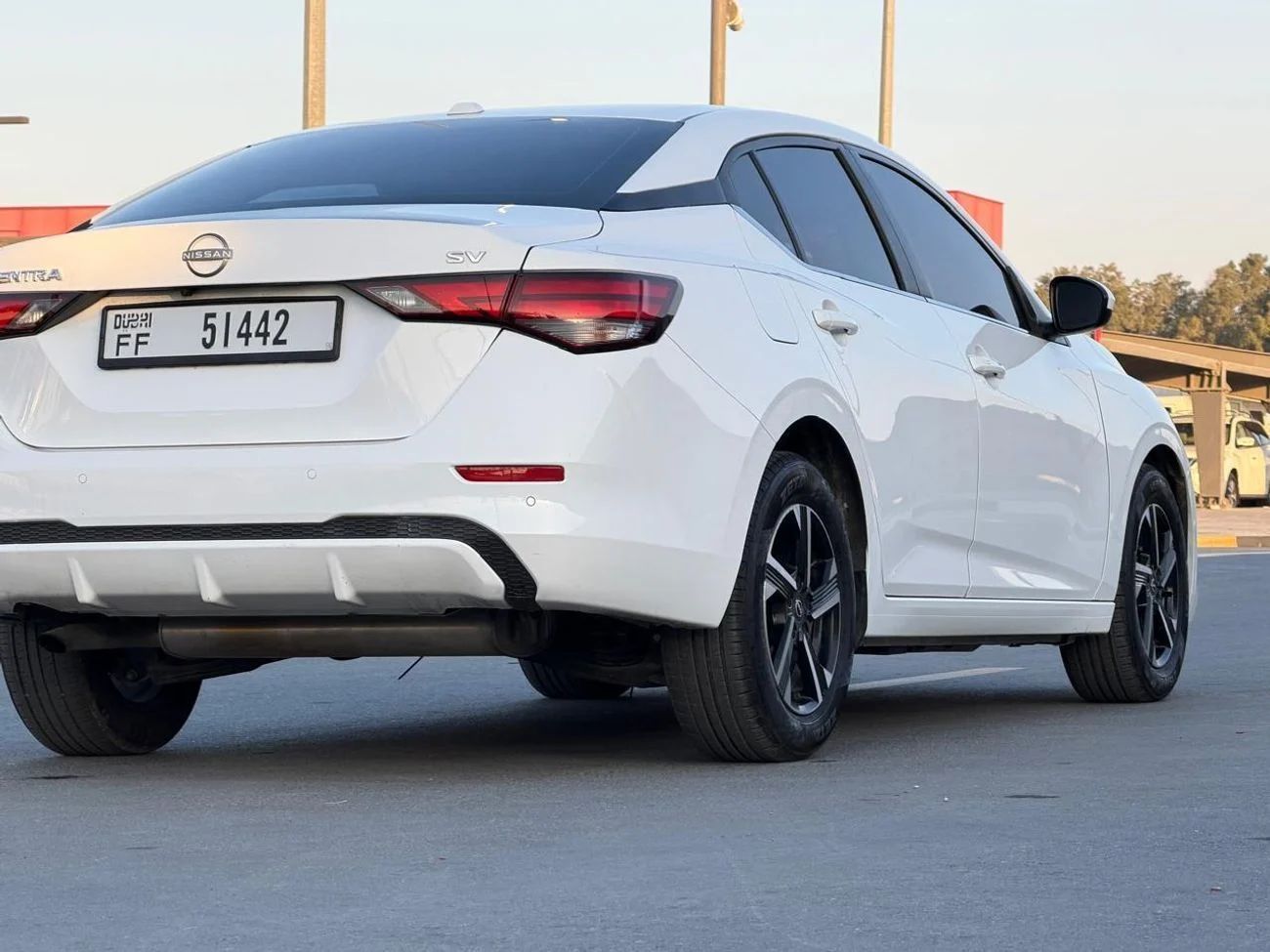 2025 Nissan Sentra photo 4