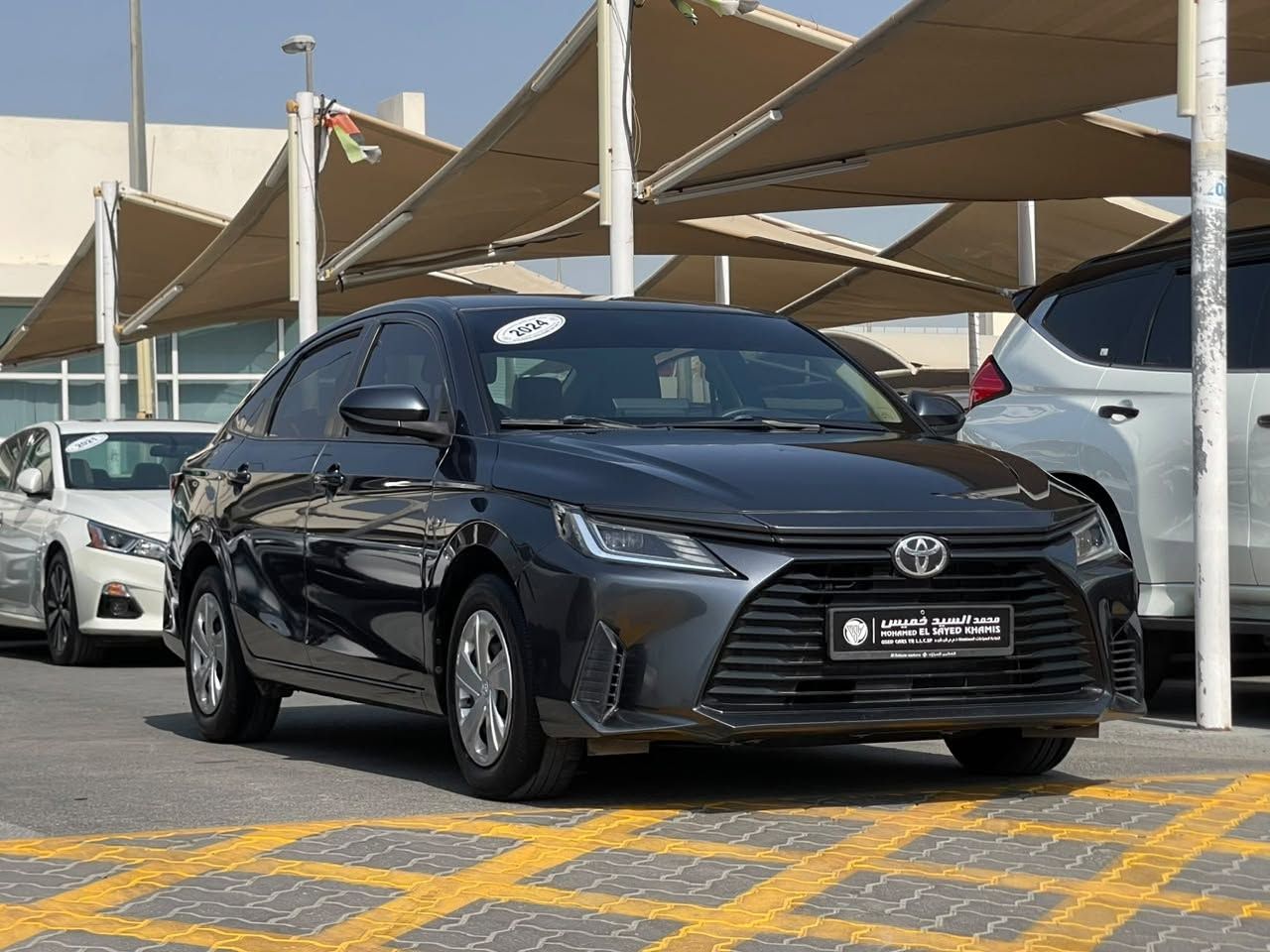 2024 Toyota Yaris photo 2