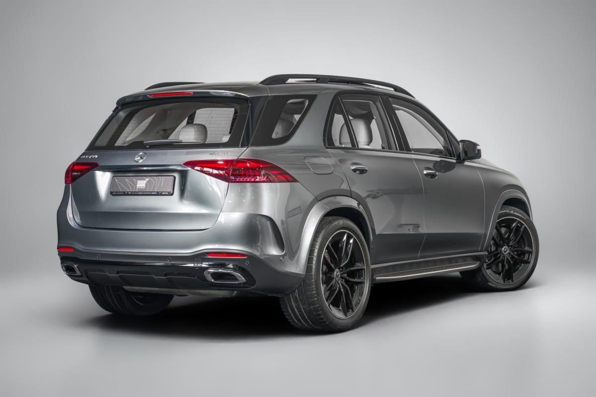 2024 Mercedes-Benz GLE photo 2