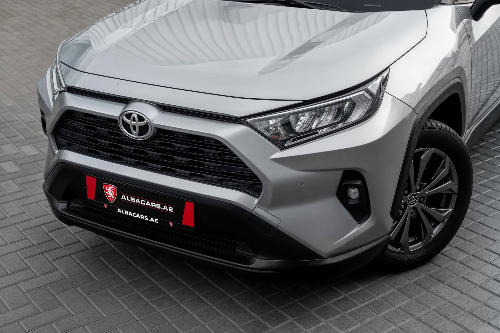 2023 Toyota RAV4 photo 5