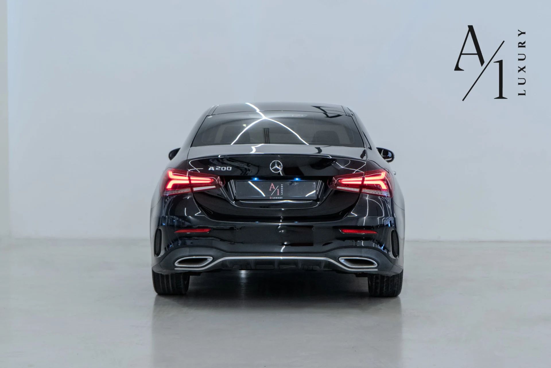 2021 Mercedes-Benz A-Class photo 3