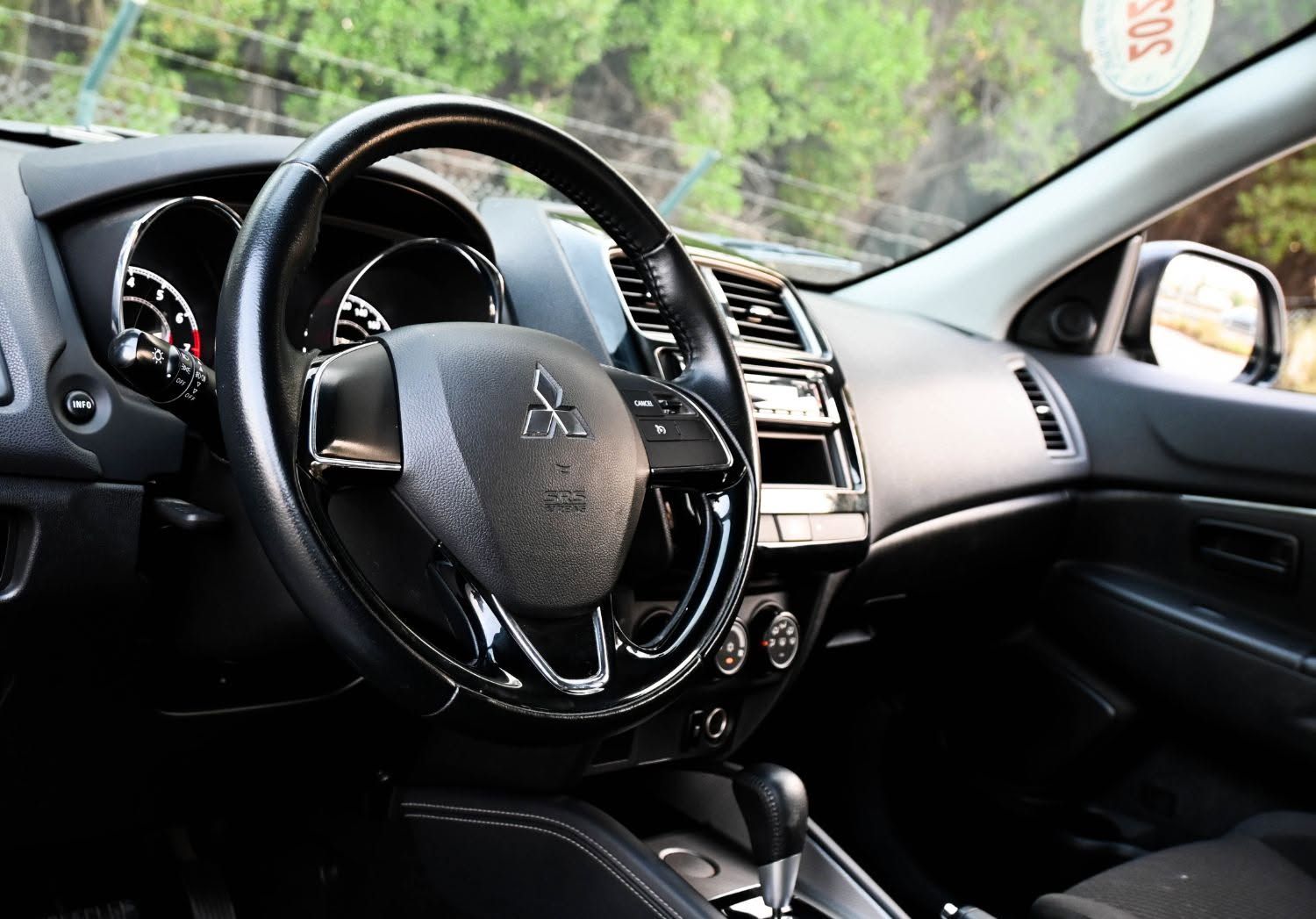 2021 Mitsubishi ASX photo 2