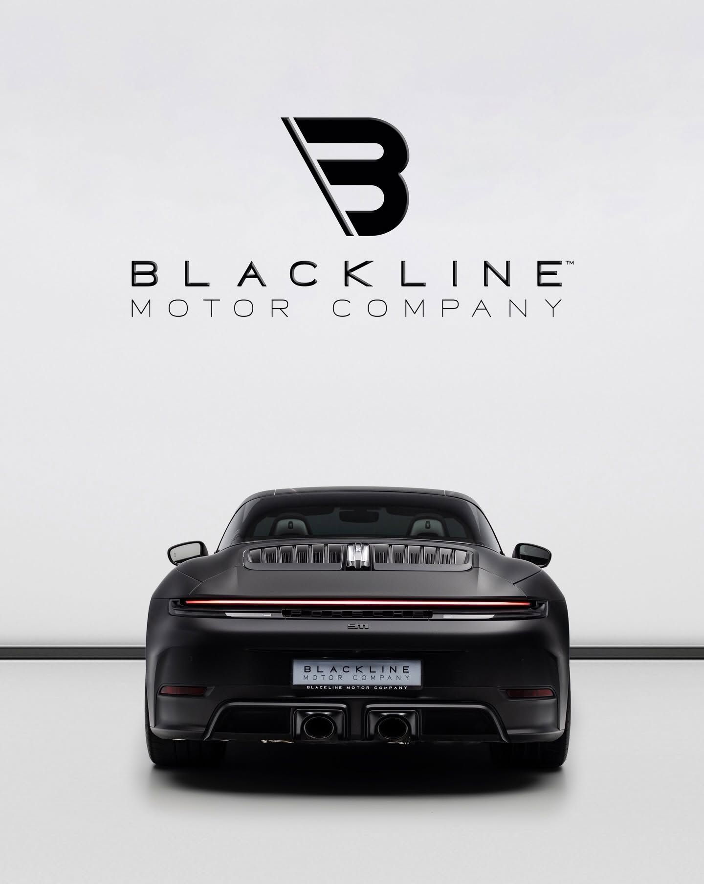 2026 Porsche 911 photo 2