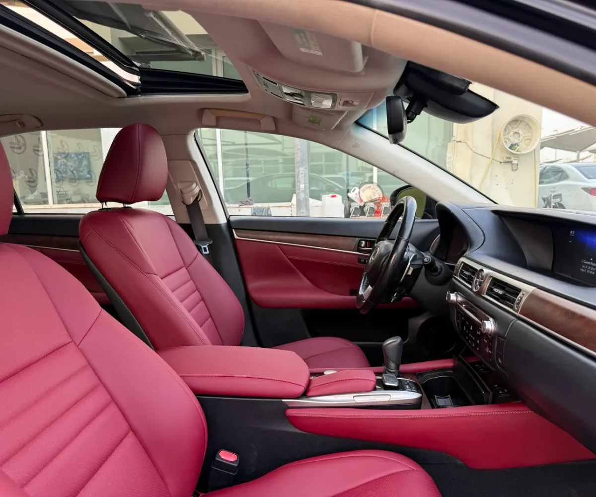 2016 Lexus GS350 photo 5