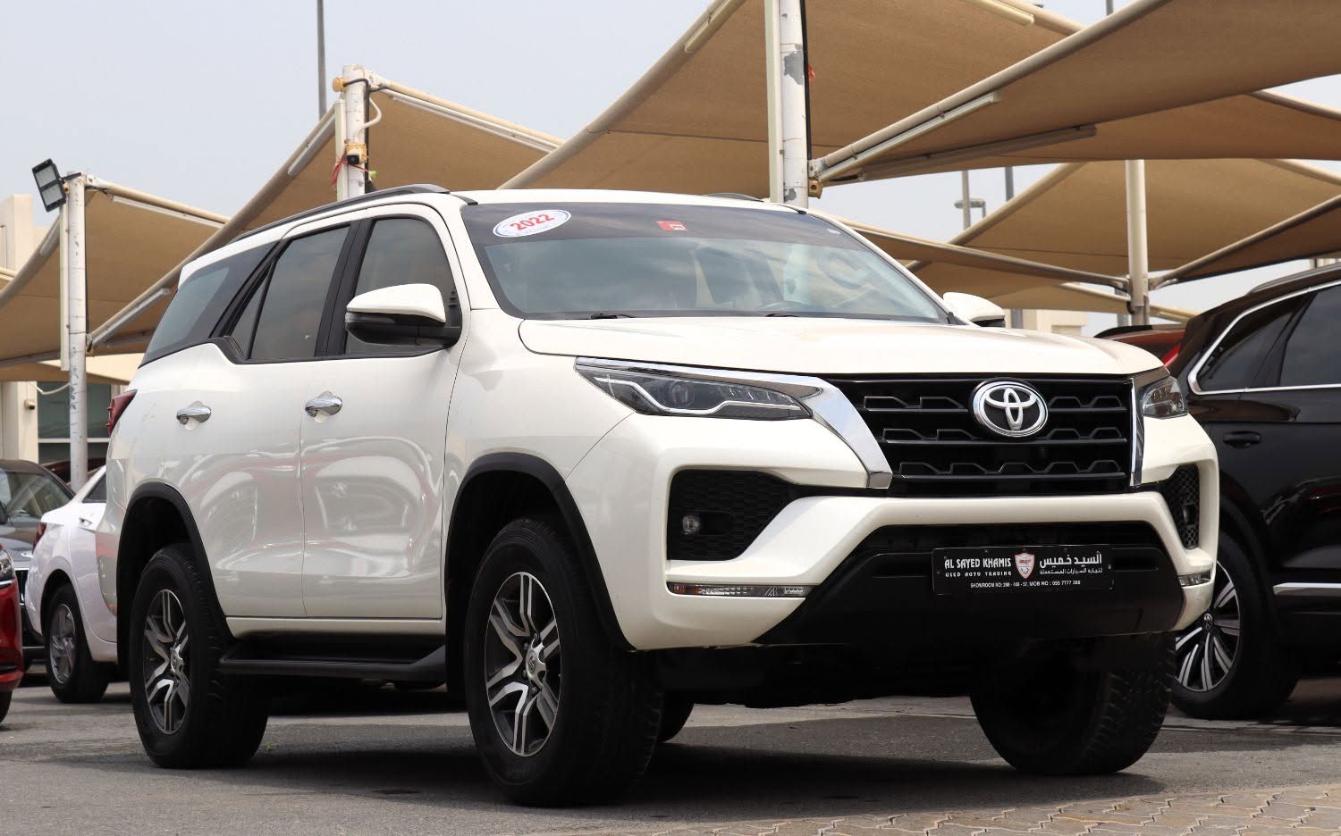 2022 Toyota Fortuner photo 2