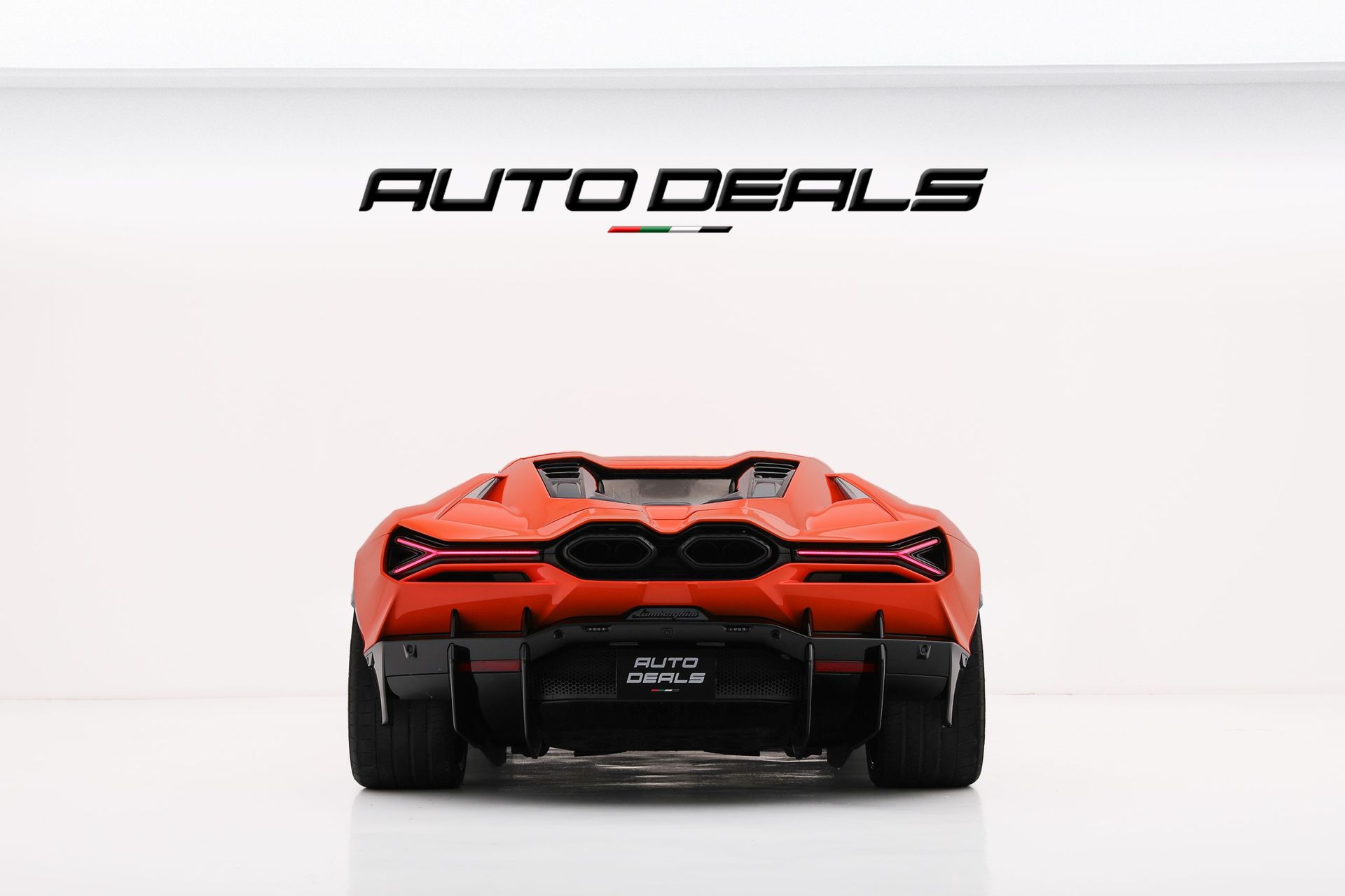 2024 Lamborghini Revuelto photo 4