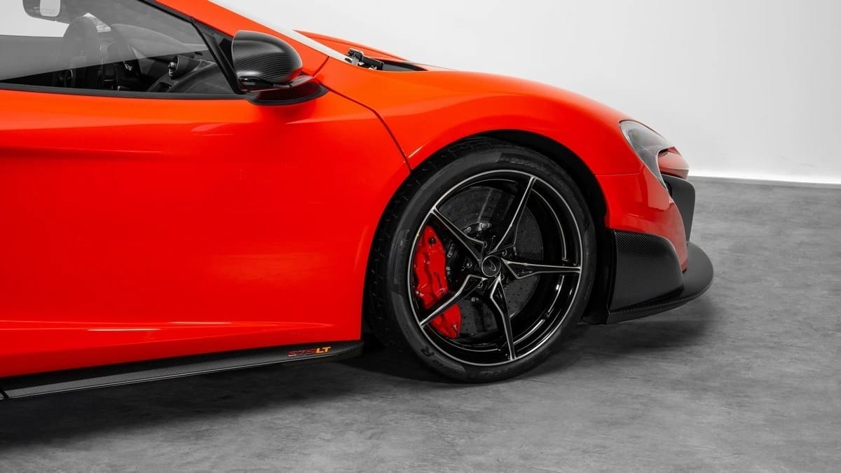 2016 McLaren 620R photo 4