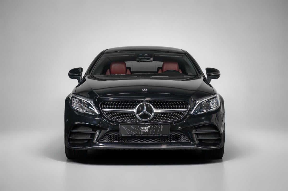 2020 Mercedes-Benz C-Class photo 2