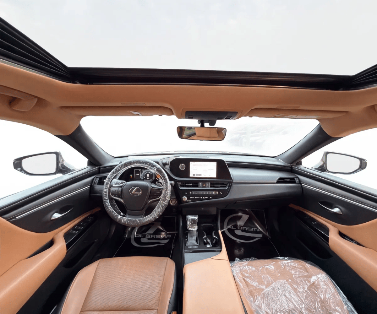 2024 Lexus ES photo 5
