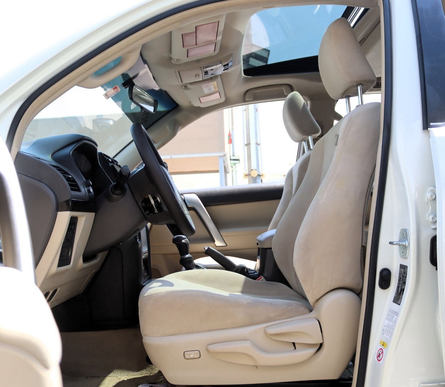 2019 Toyota Land Cruiser Prado photo 4