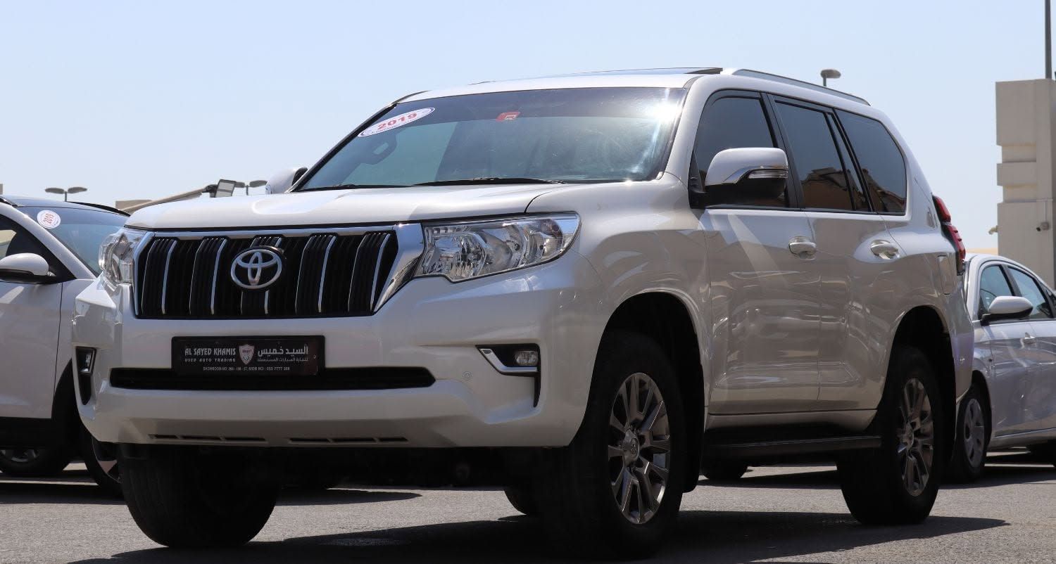 2019 Toyota Land Cruiser Prado photo 2
