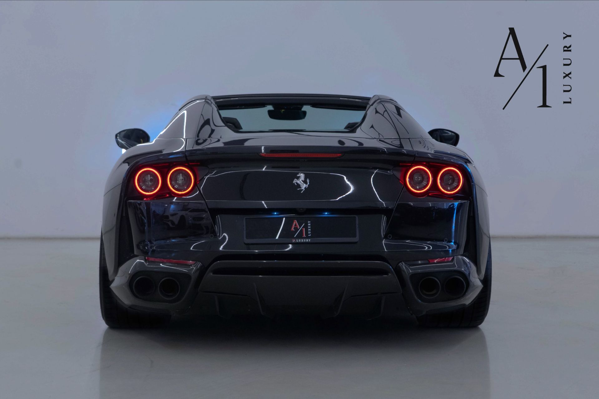 2021 Ferrari 812 GTS photo 3