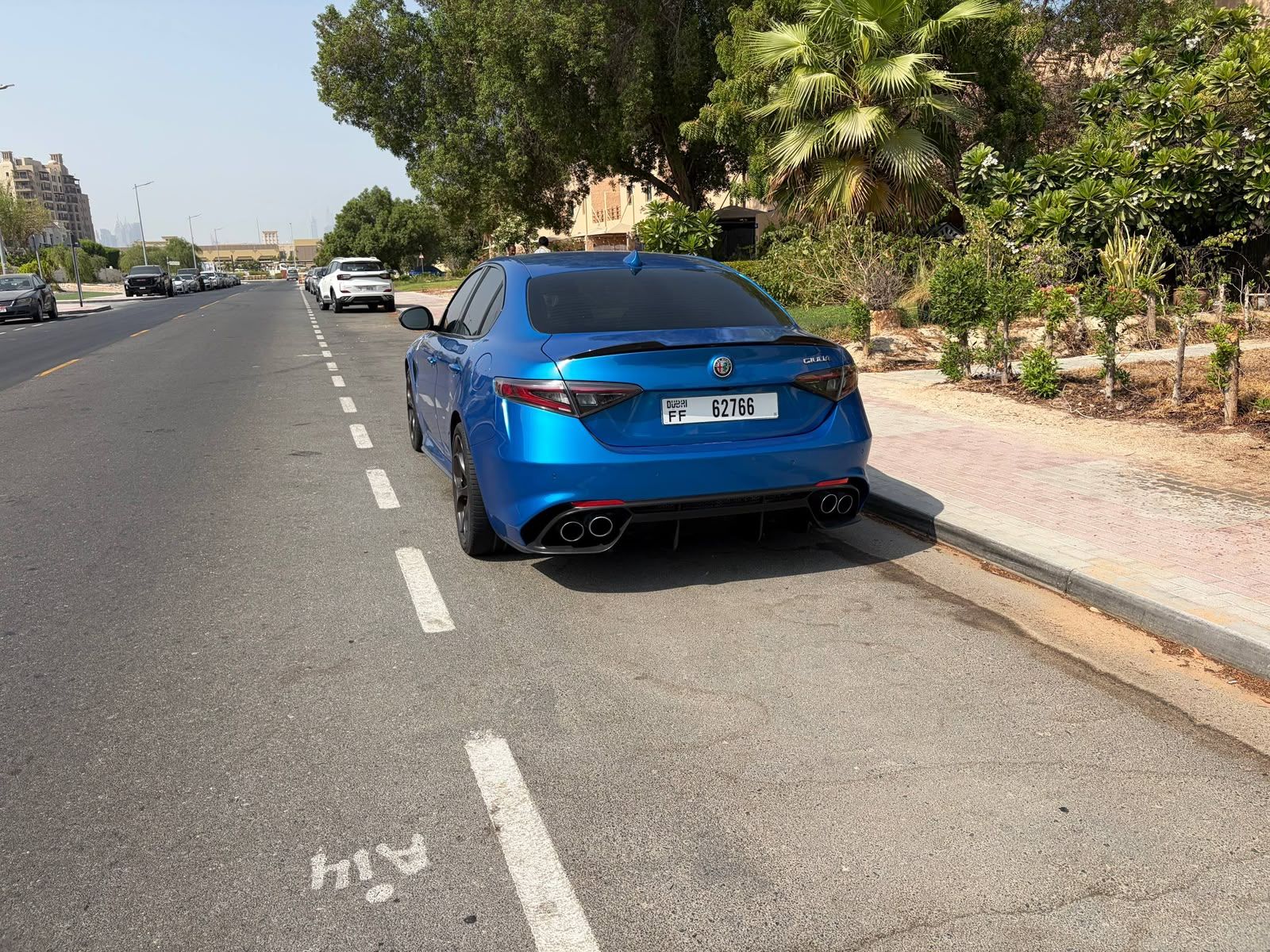 2021 Alfa Romeo Giulia photo 5