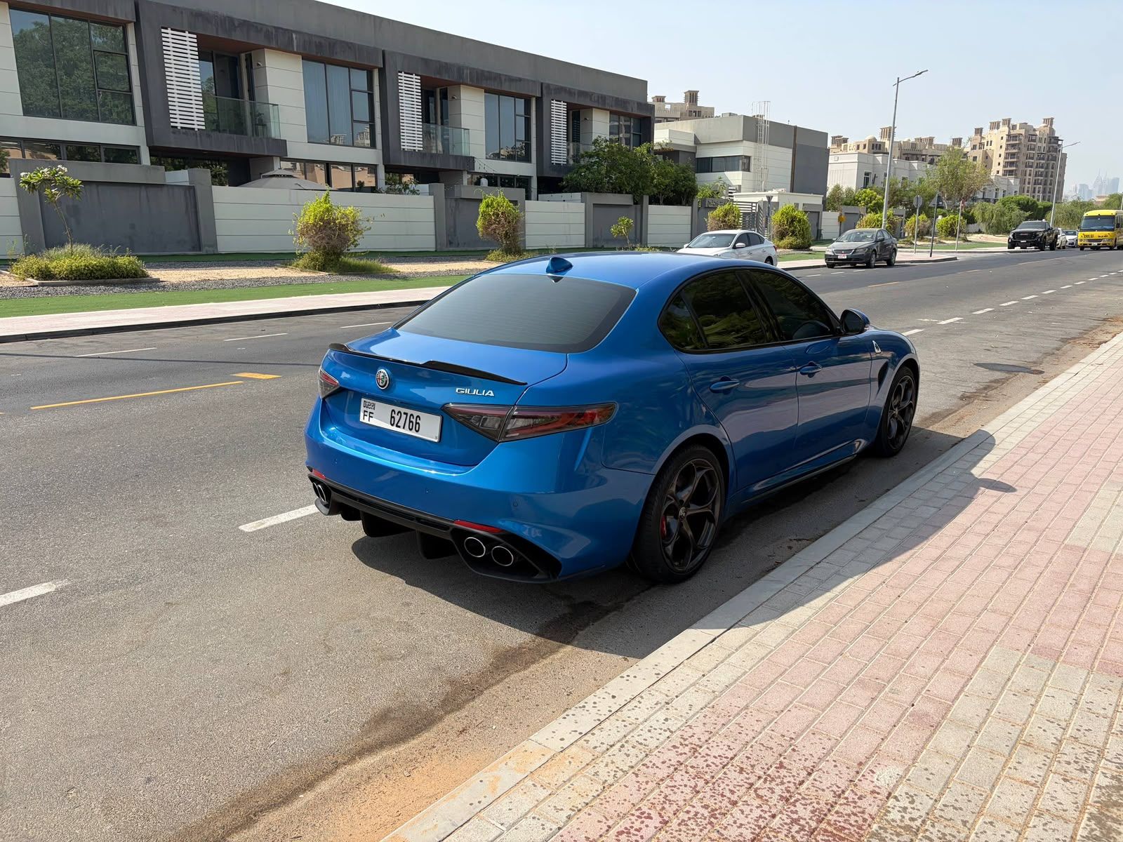 2021 Alfa Romeo Giulia photo 4