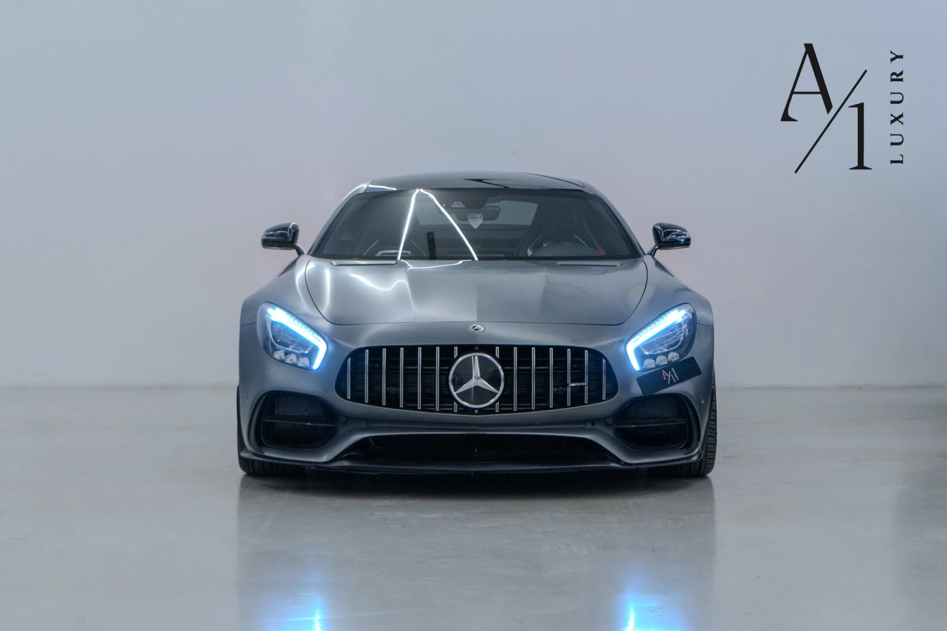 2016 Mercedes-Benz AMG GT photo 2