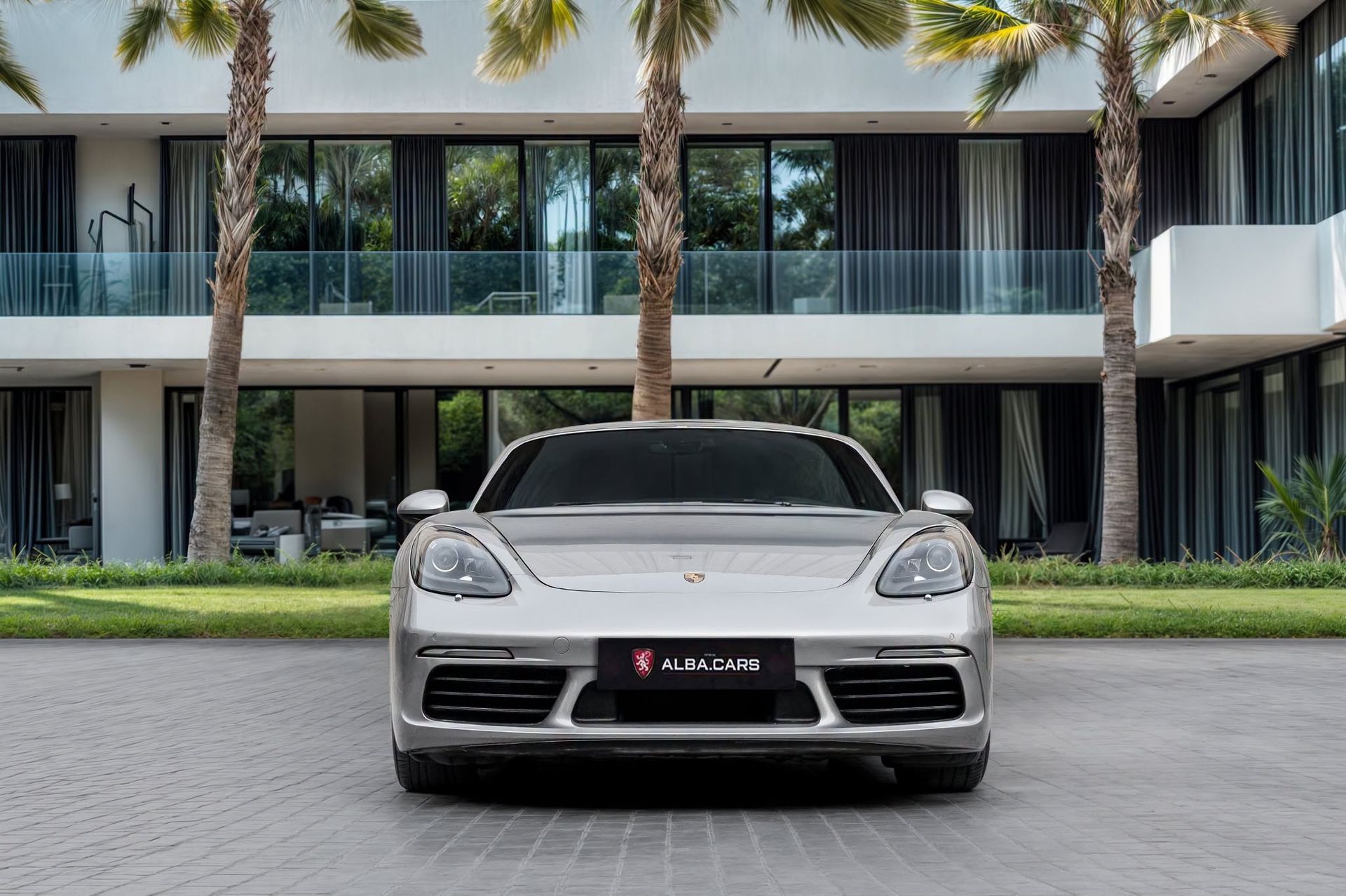 2020 Porsche 718 photo 2