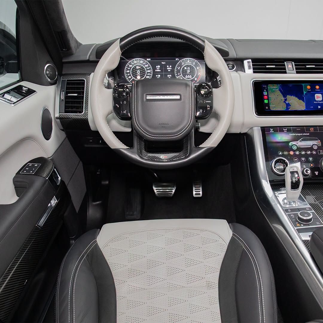 2022 Land Rover Range Rover Sport SVR photo 4