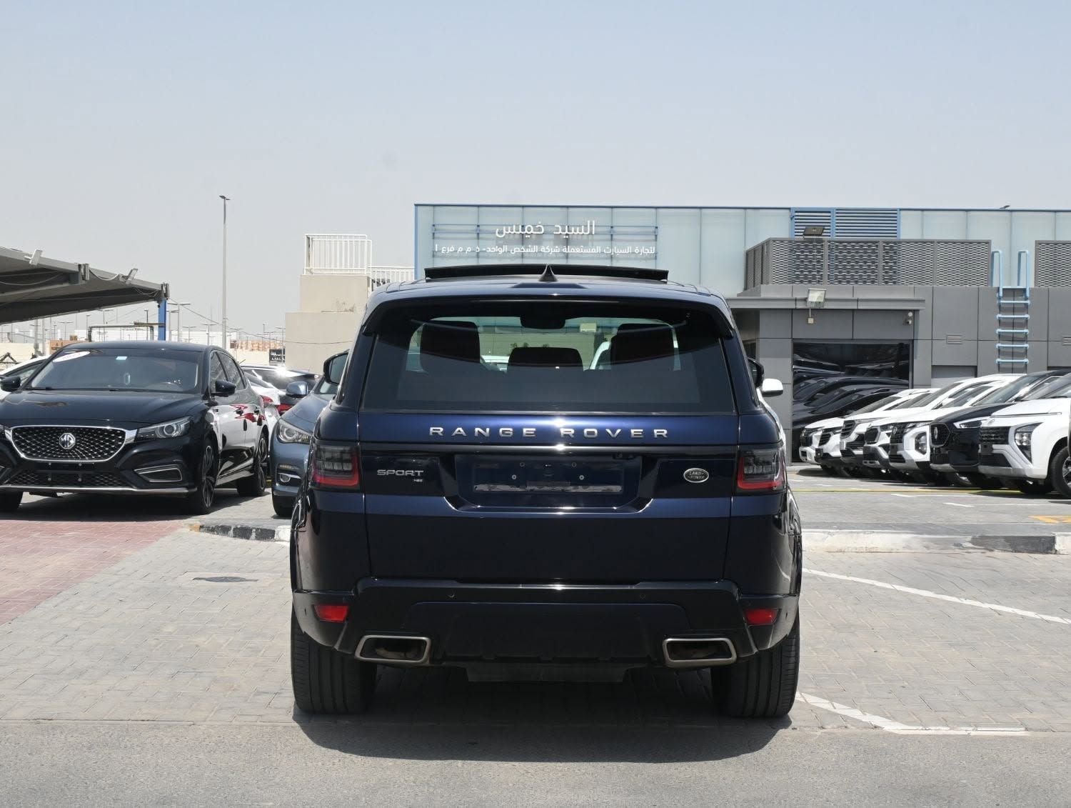 2021 Land Rover Range Rover Sport photo 2