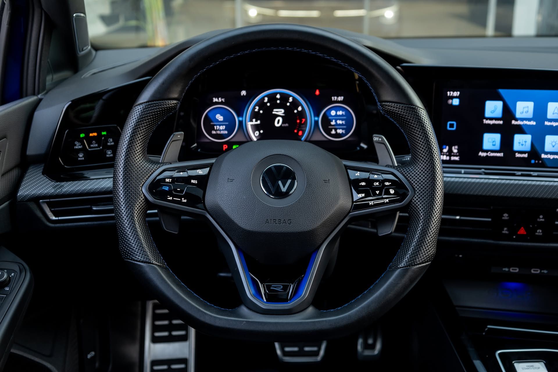 2023 Volkswagen Golf photo 5