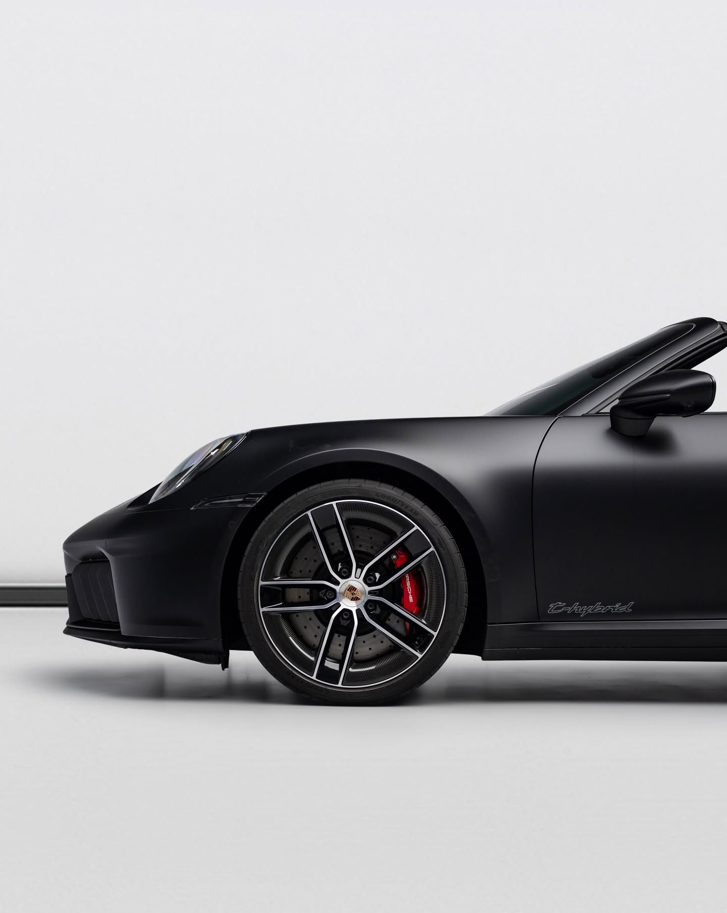 2026 Porsche 911 photo 4