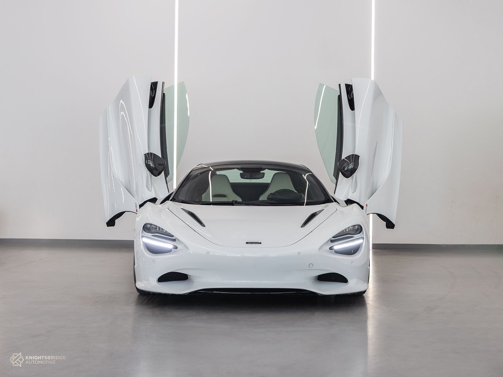2024 McLaren 720S photo 5
