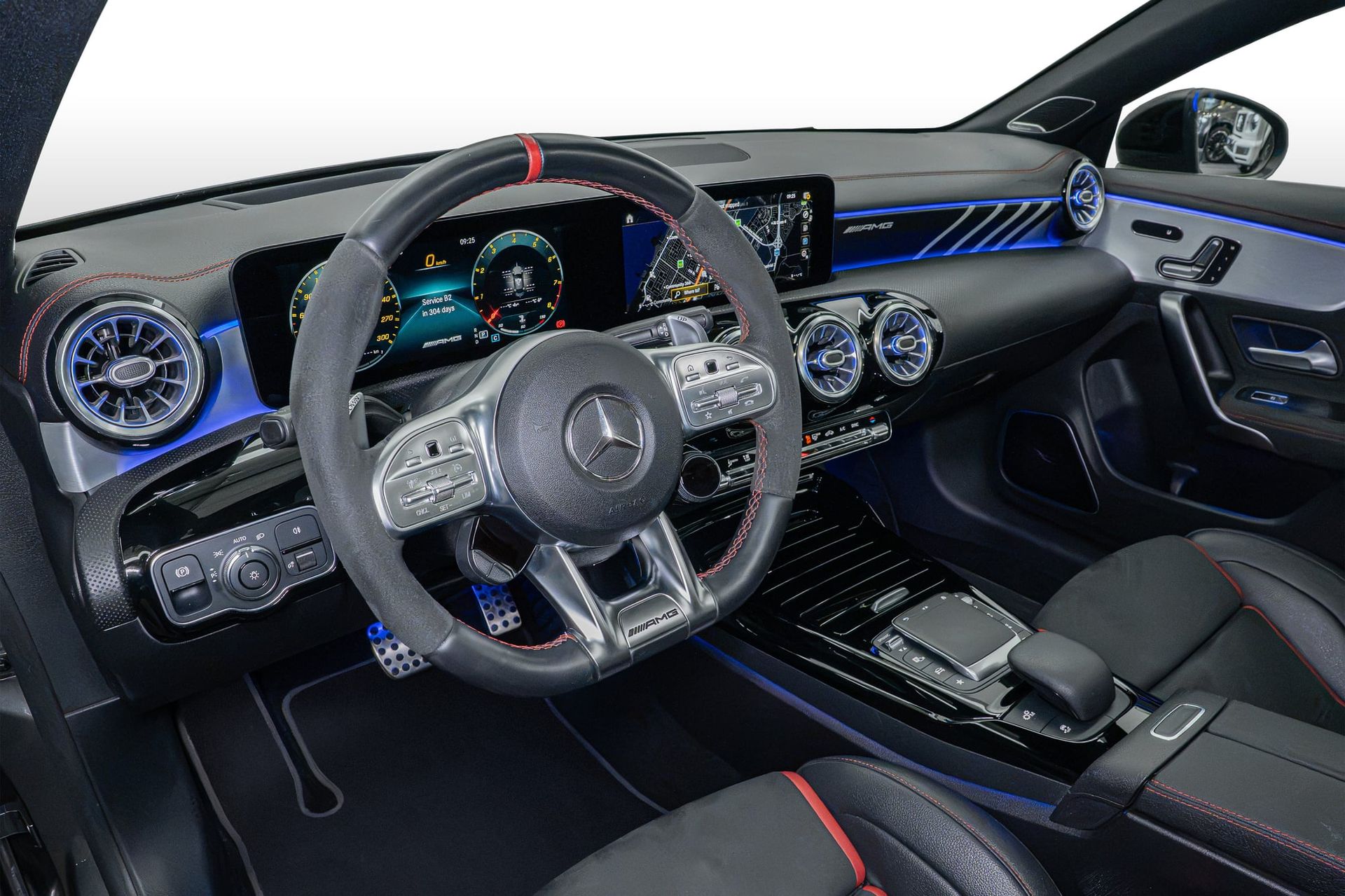2021 Mercedes-Benz CLA photo 3