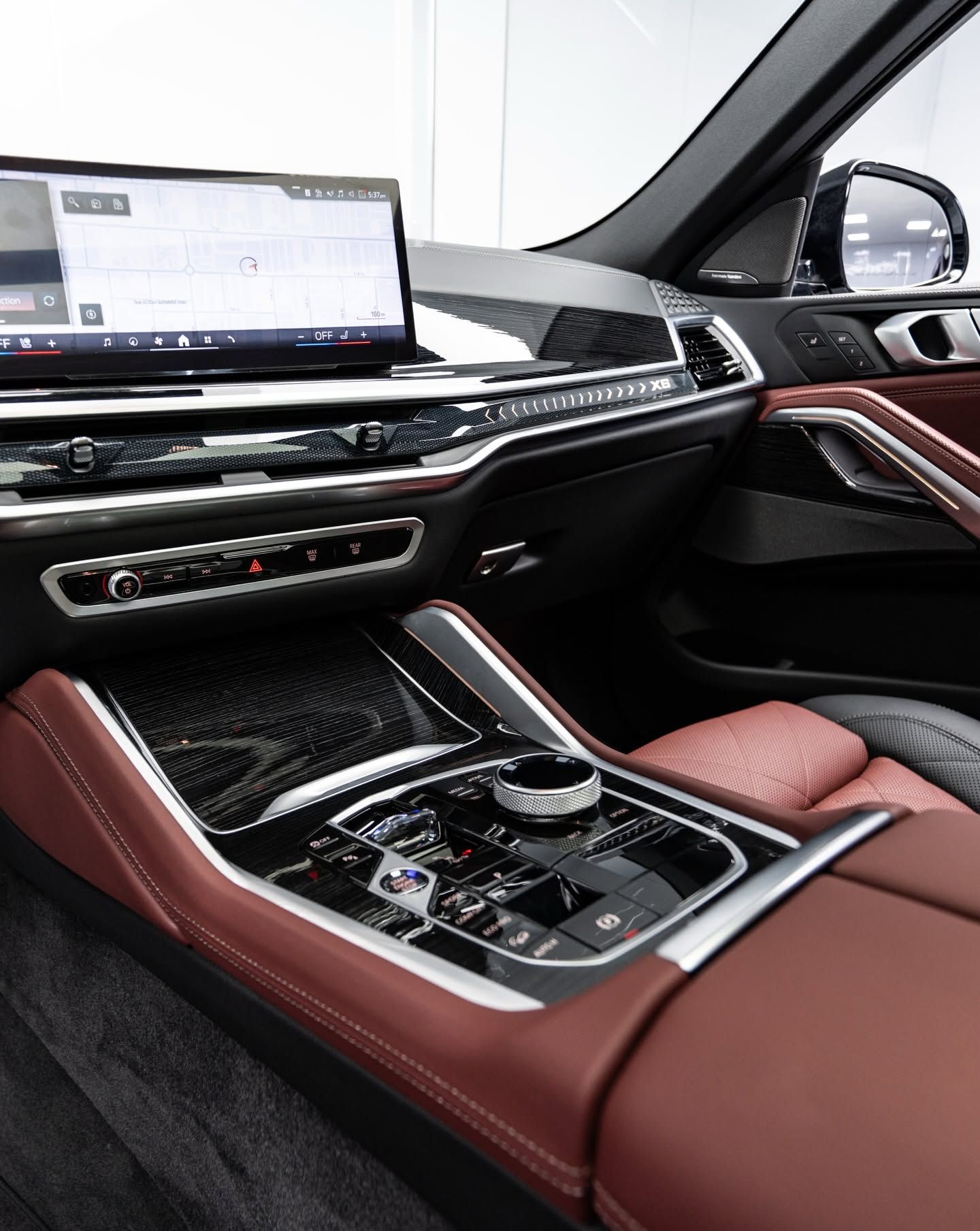 2025 BMW X6 photo 5