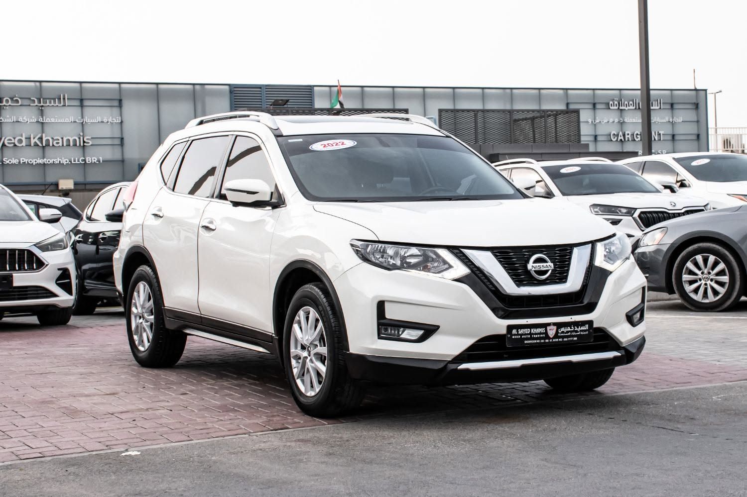 2022 Nissan X-Trail photo 2