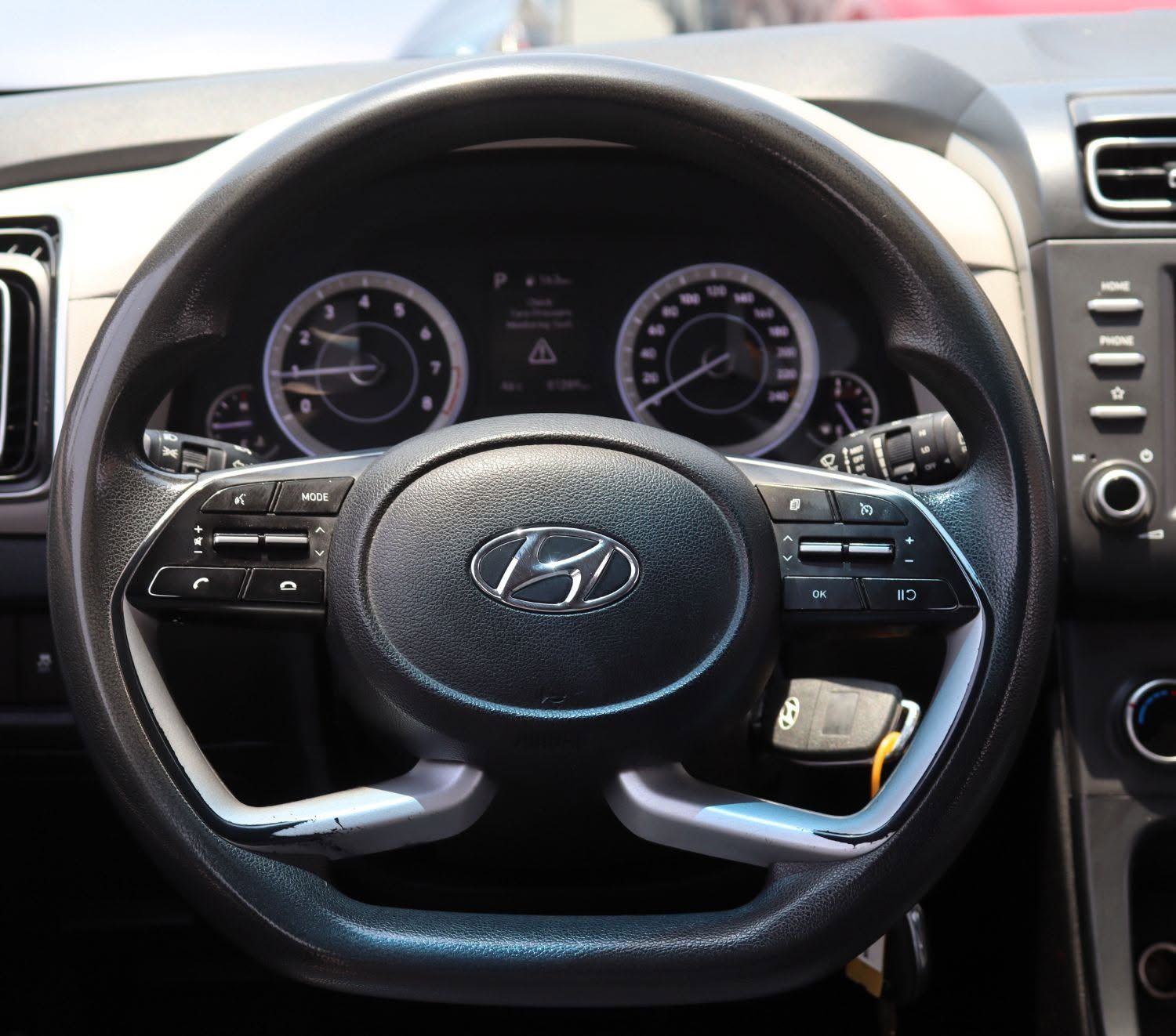 2022 Hyundai Creta photo 3