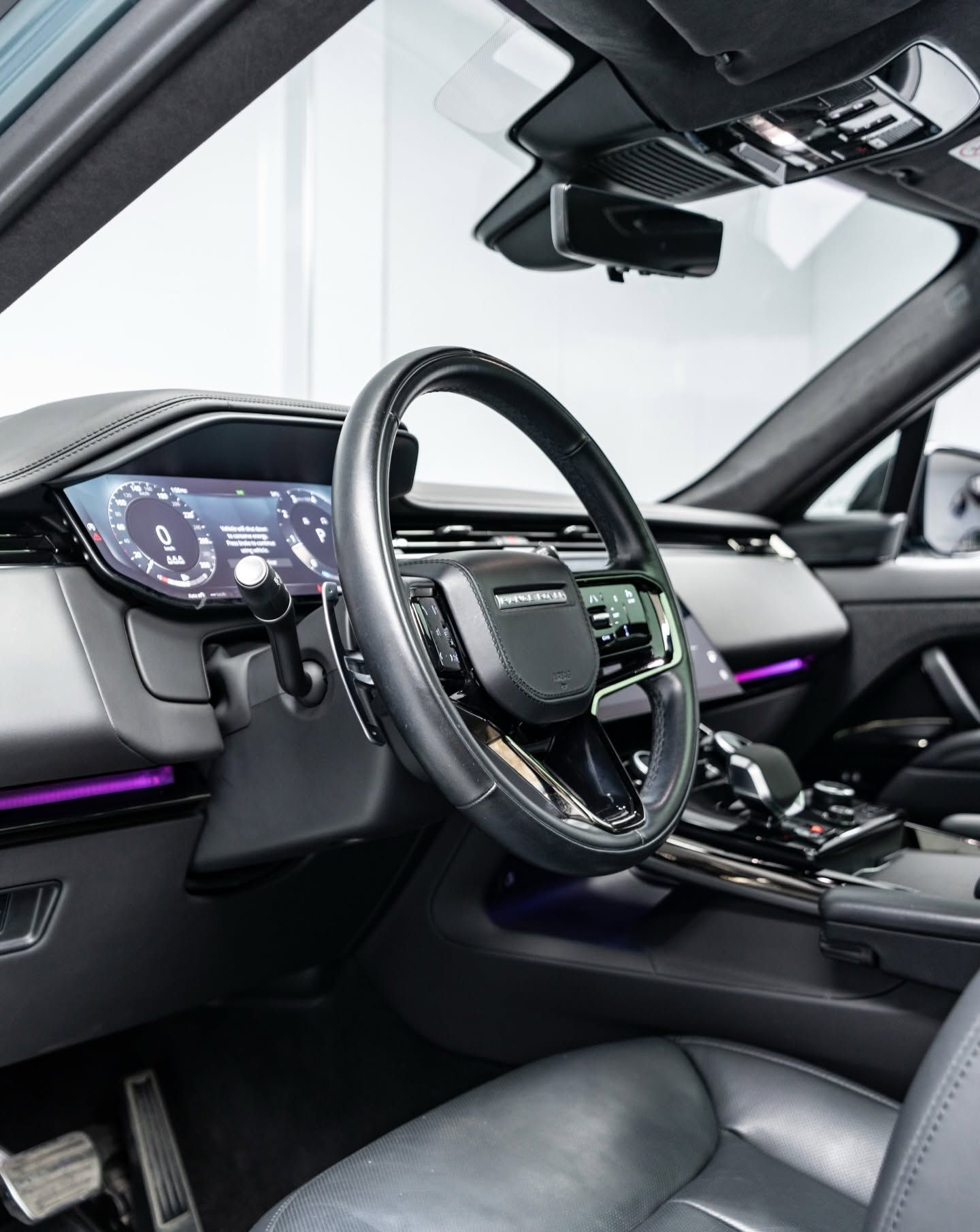 2023 Land Rover Range Rover Sport photo 4