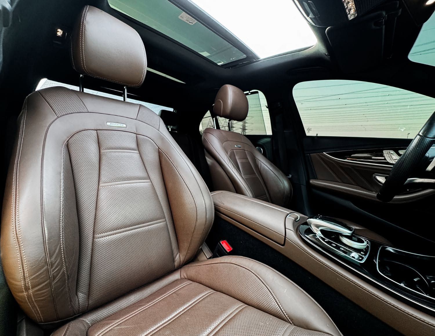 2017 Mercedes-Benz E-Class photo 4