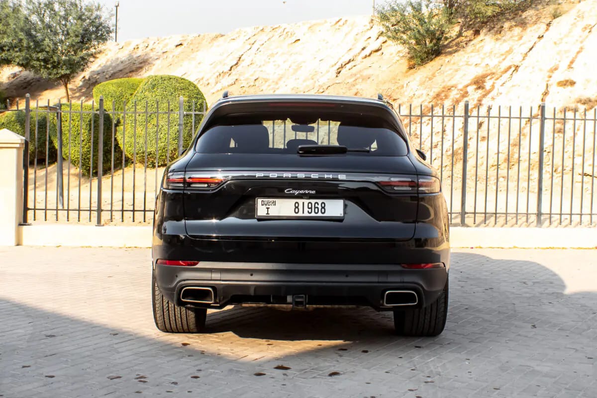 2023 Porsche Cayenne photo 5