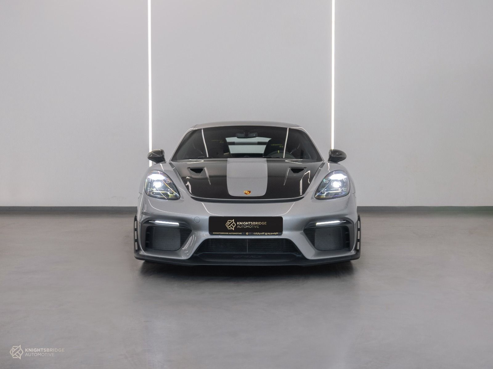 2025 Porsche Cayman photo 2