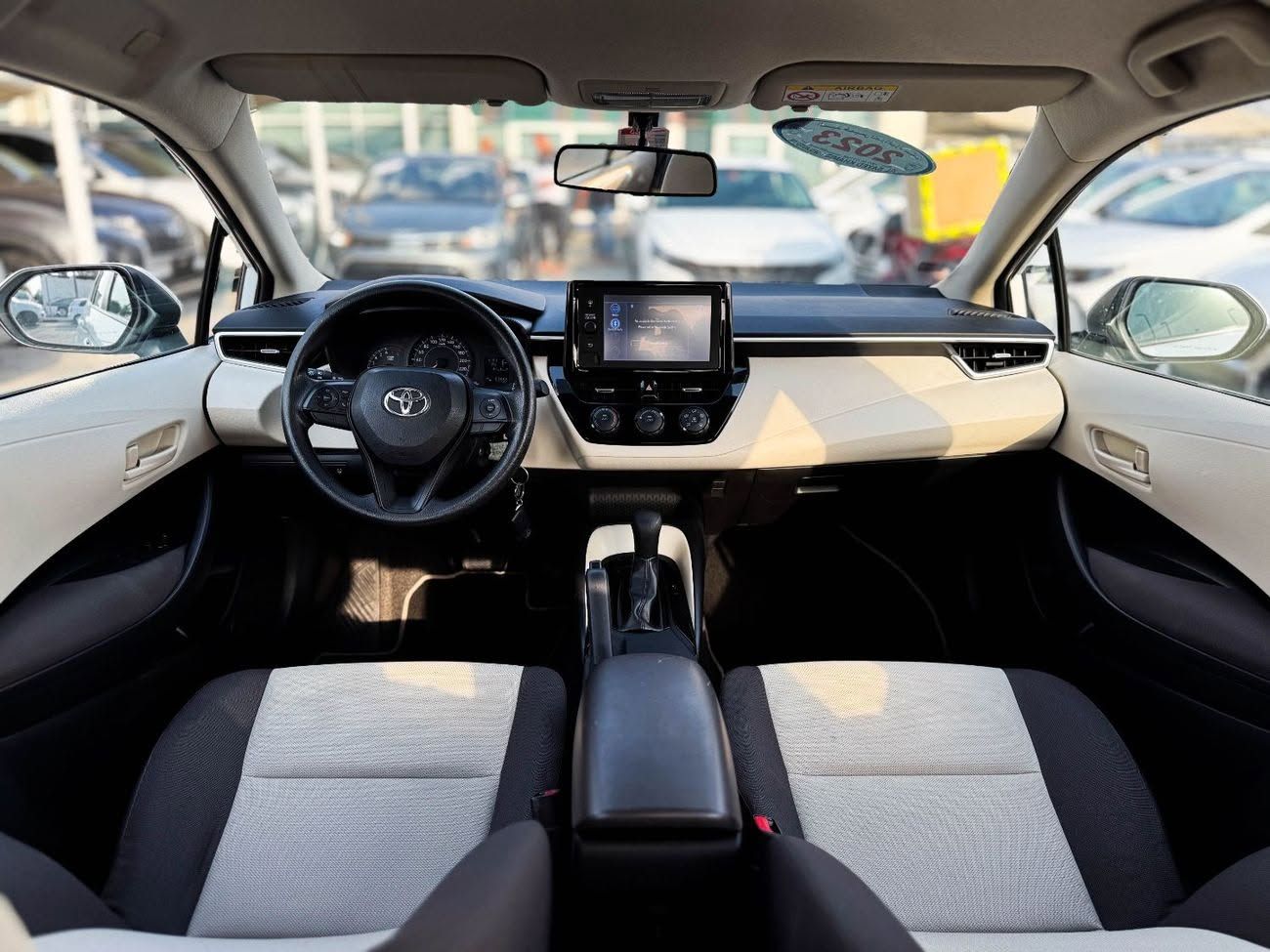 2023 Toyota Corolla photo 4