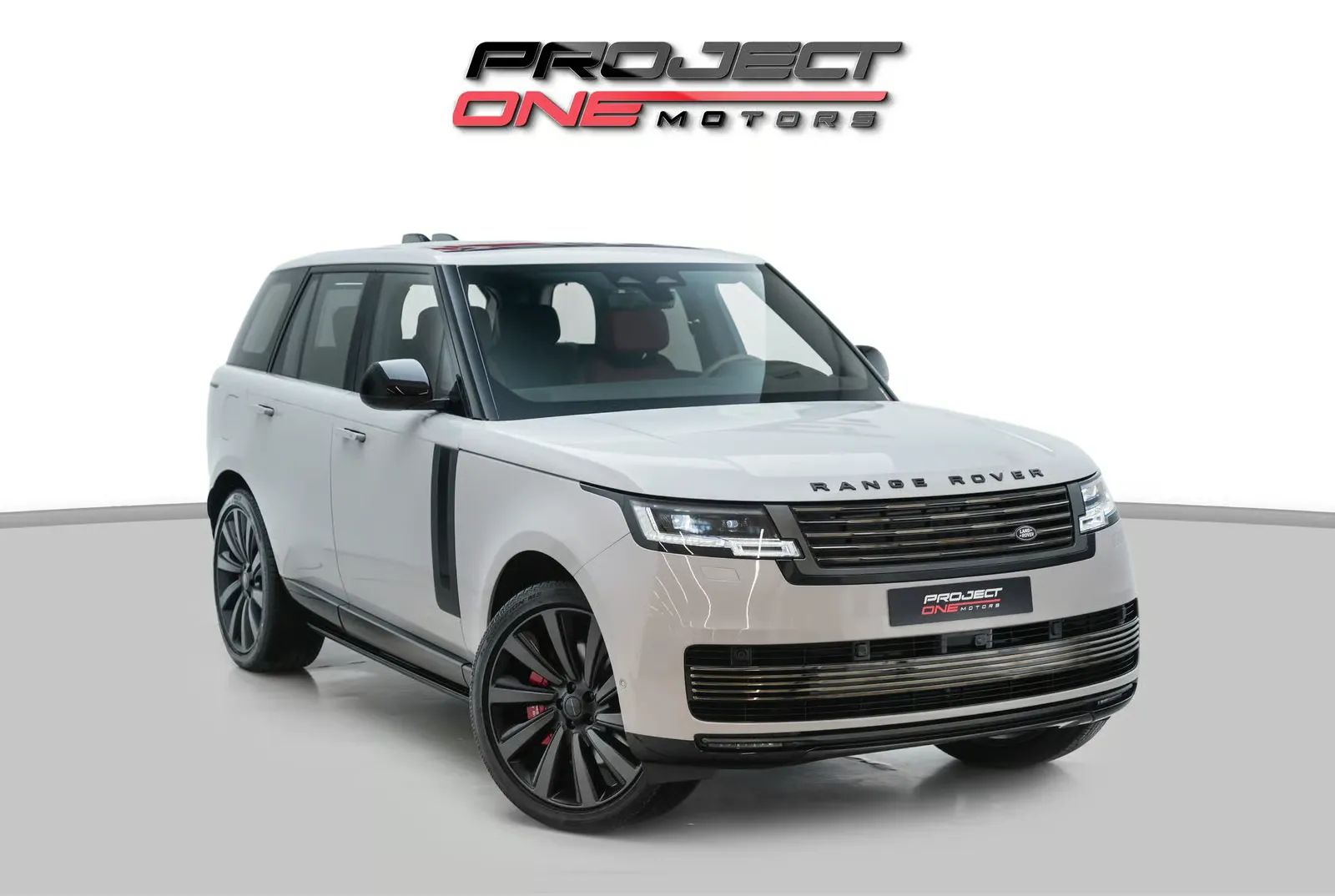 2026 Land Rover Range Rover SV photo 2