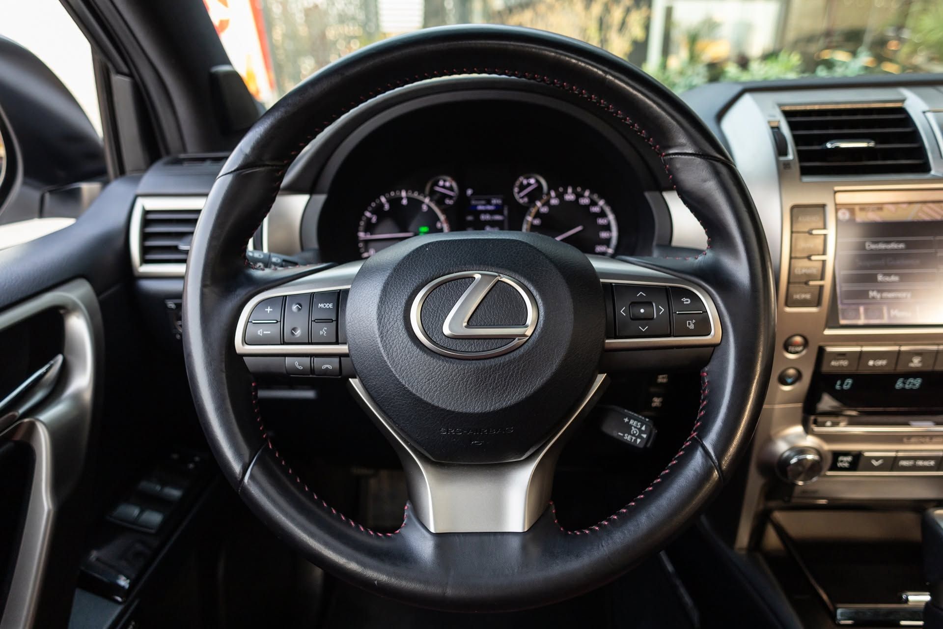 2021 Lexus GX photo 4
