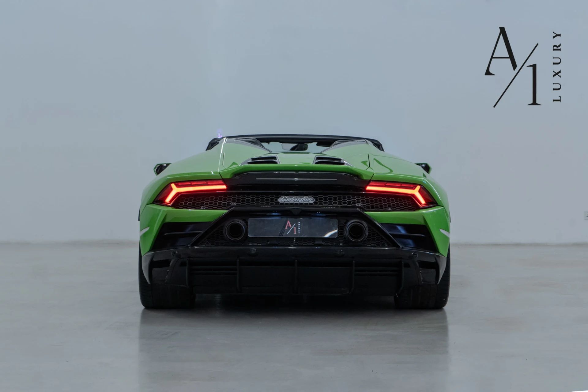 2022 Lamborghini Huracan photo 3