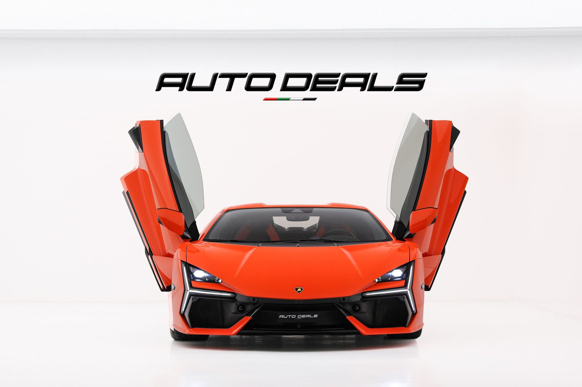 2024 Lamborghini Revuelto photo 2