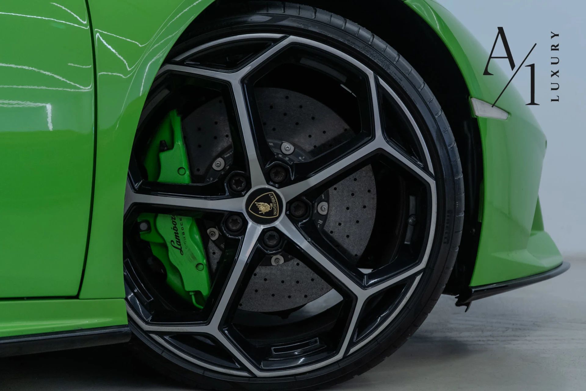 2022 Lamborghini Huracan photo 4