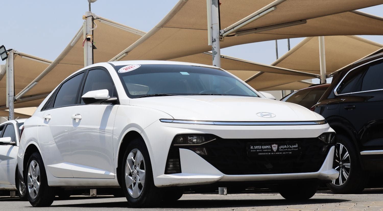 2025 Hyundai Accent photo 2