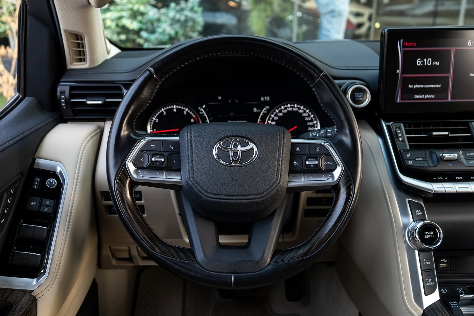 2023 Toyota Land Cruiser photo 5