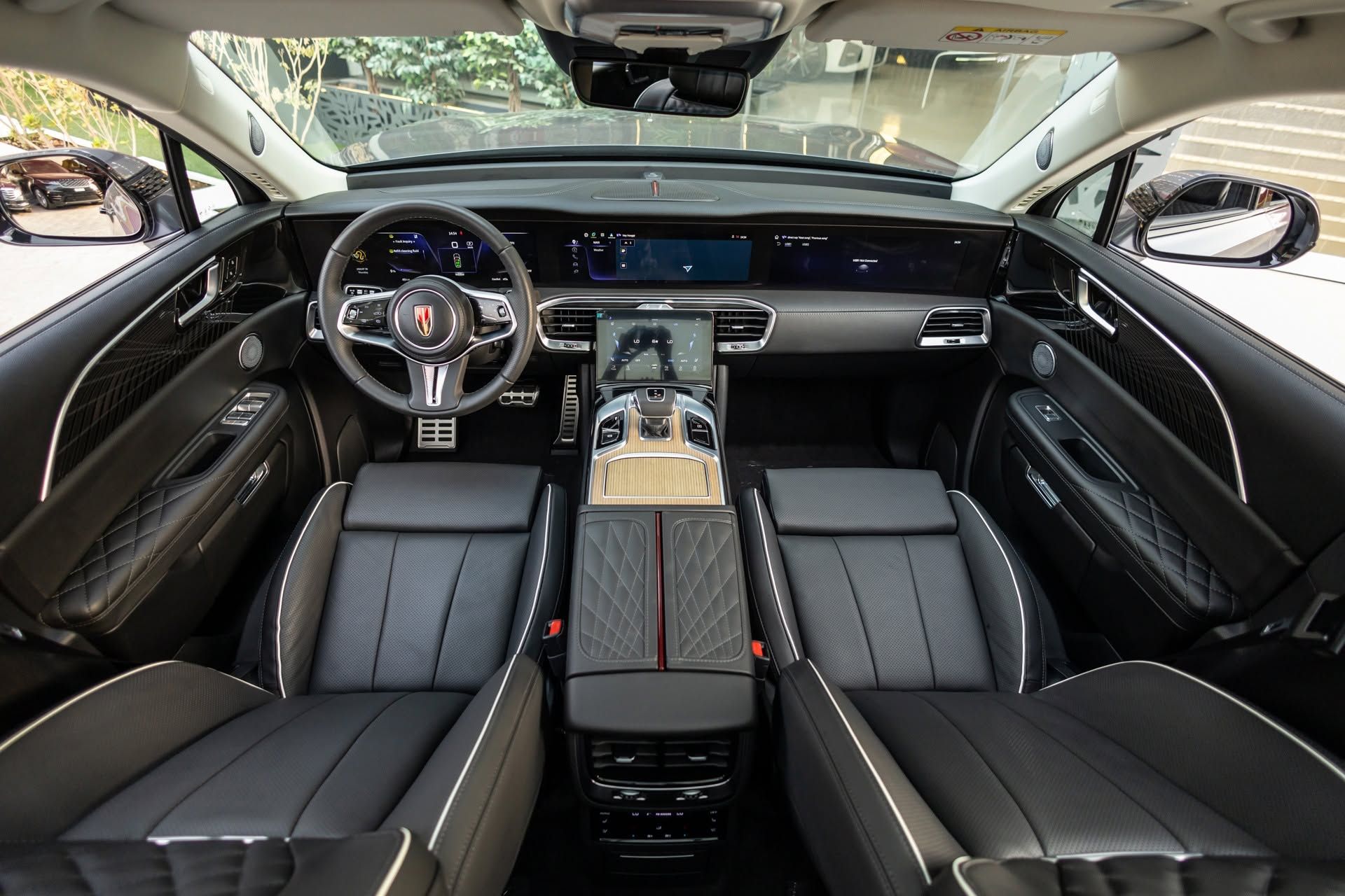 2024 Hongqi HS9 photo 3
