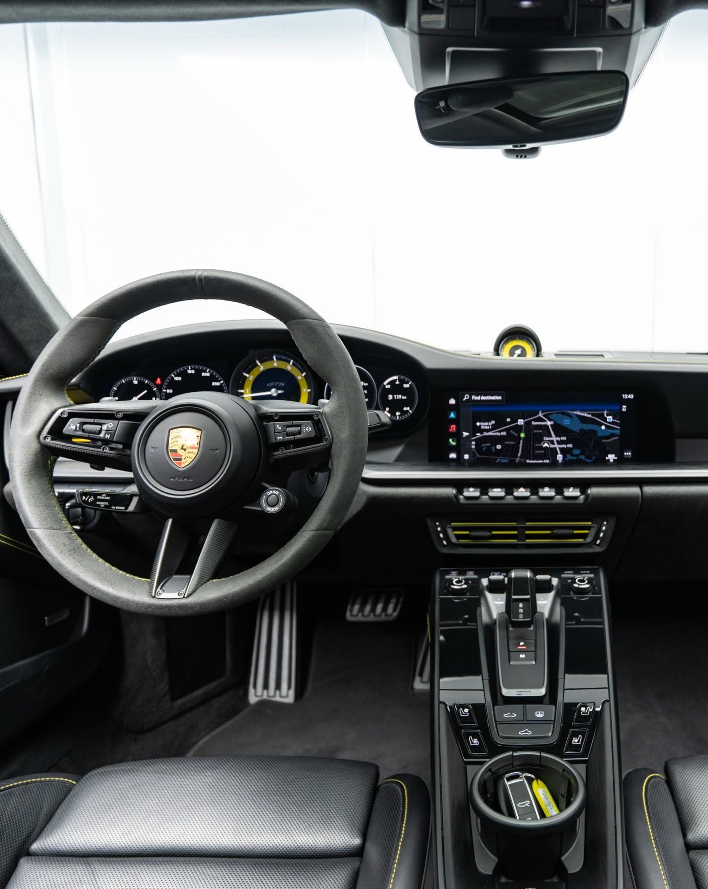 2022 Porsche 911 Carrera GTS photo 2