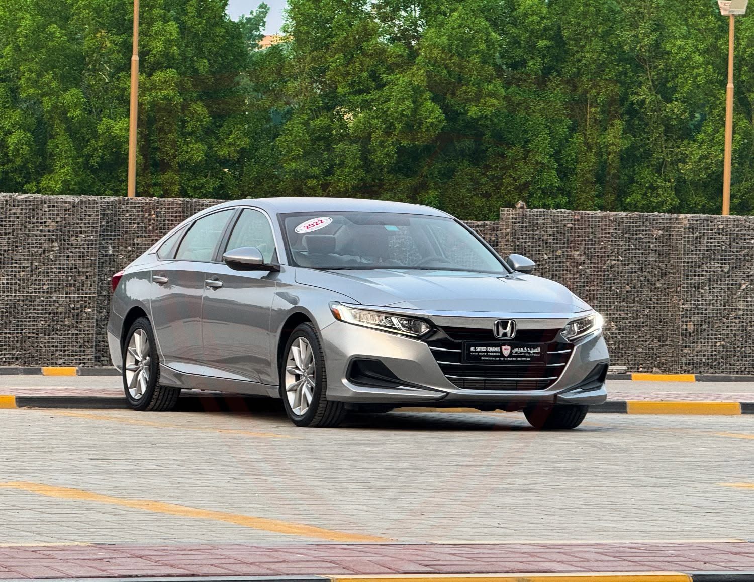 2022 Honda Accord photo 2