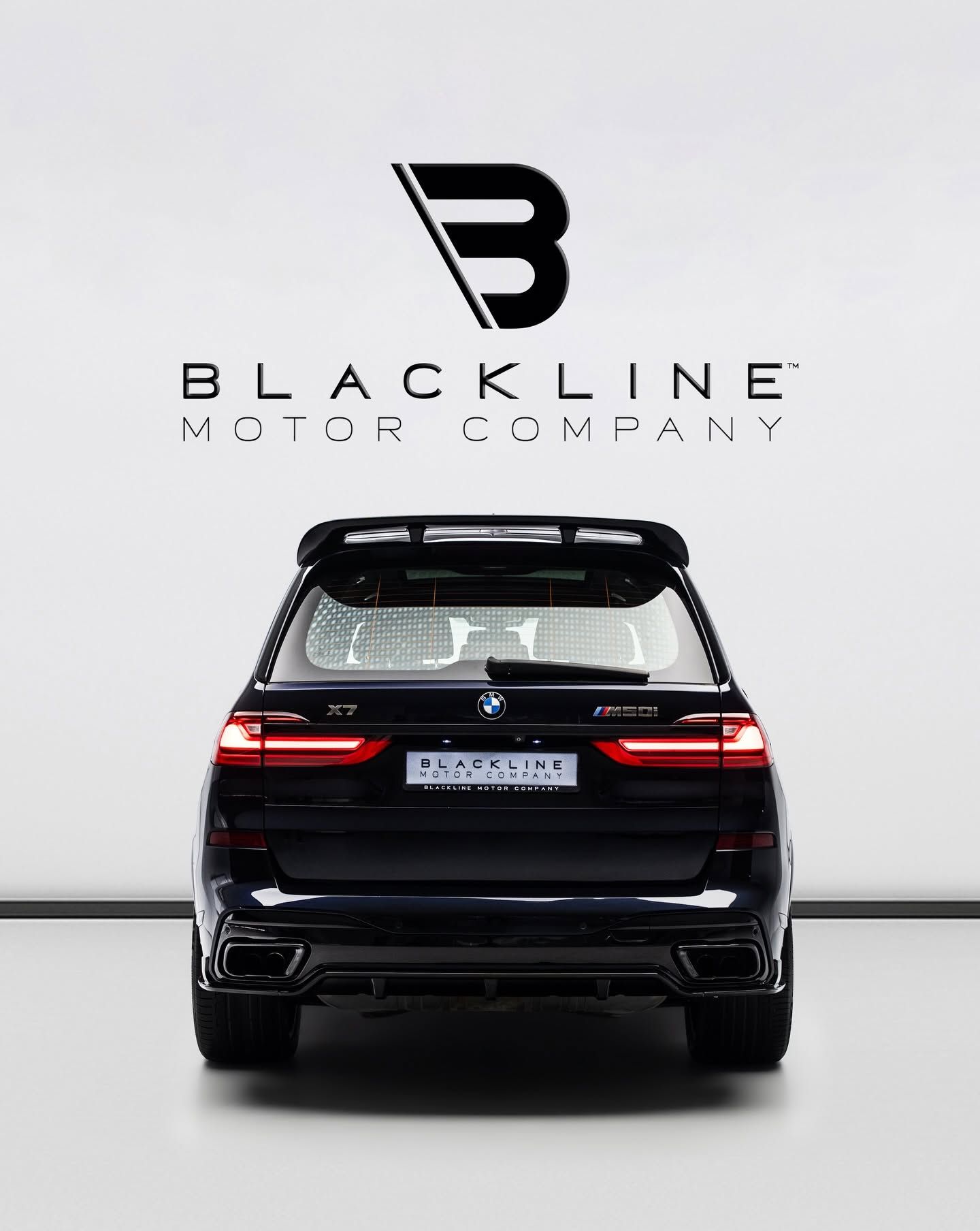 2021 BMW X7 photo 2