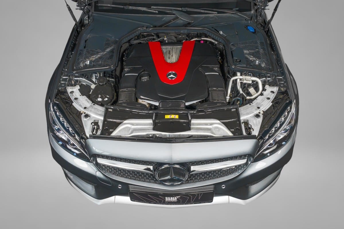 2017 Mercedes-Benz C-Class photo 5