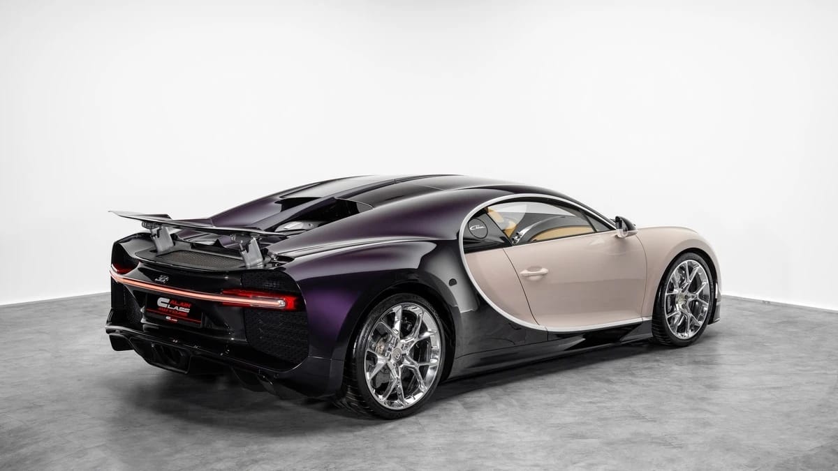 2018 Bugatti CHIRON photo 2